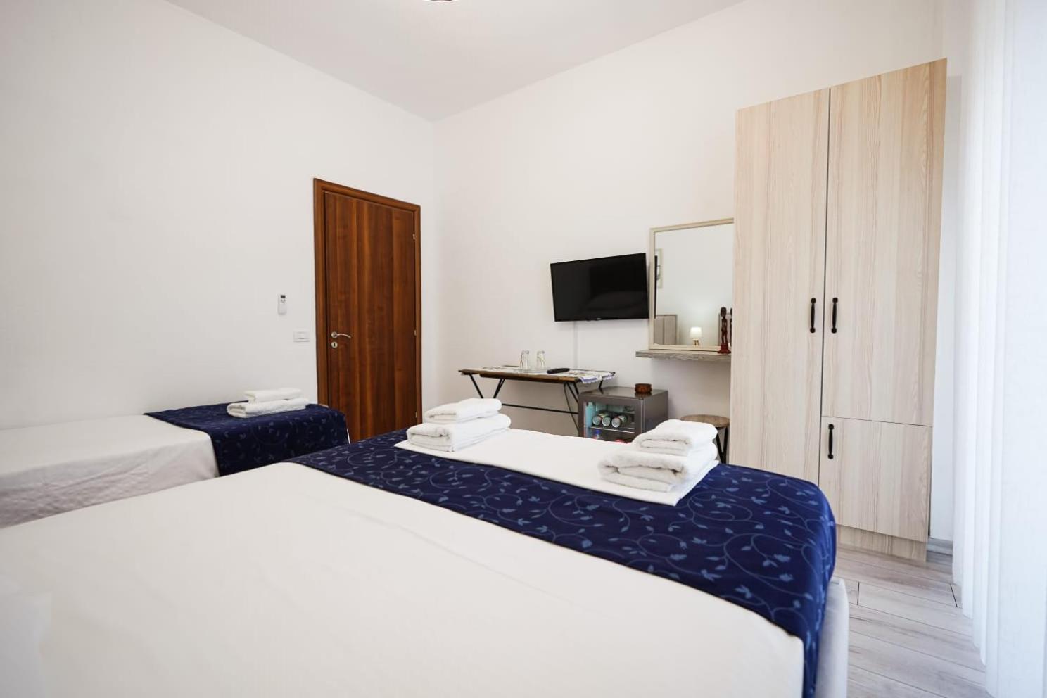 View City Apartments Gjirokastër Buitenkant foto
